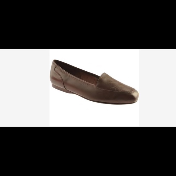 Enzo Angiolini Women's Liberty Loafer,Chocolate - Picture 6 of 8